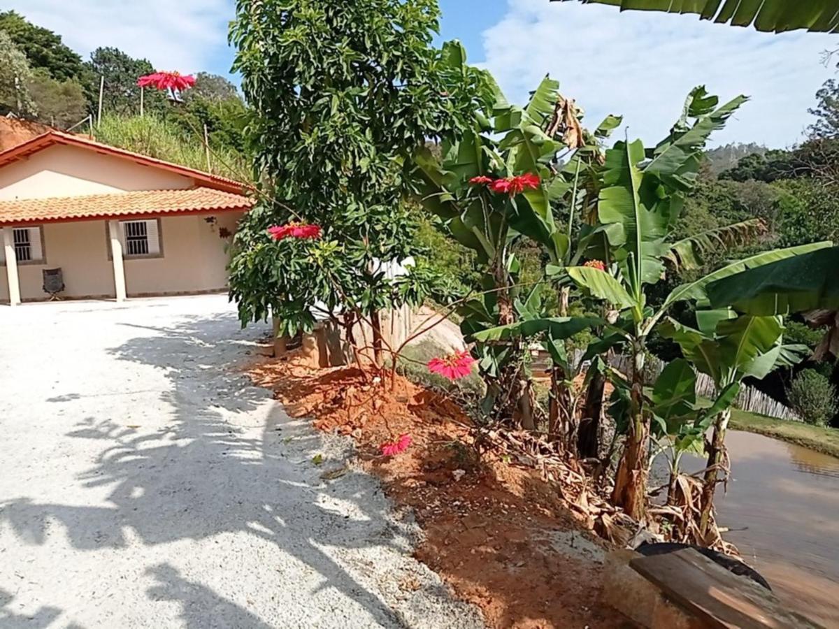 Chacara Recanto Das Pedras Para 8 Pessoas Serra Negra  Exterior photo